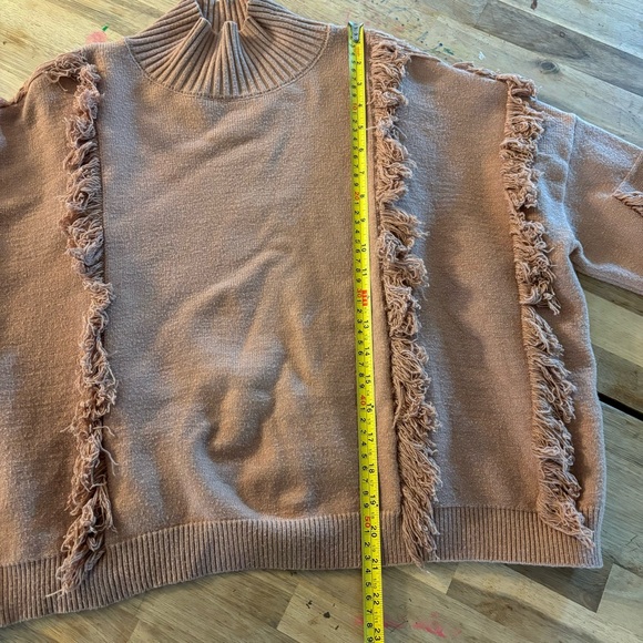 Fanco Tan Fringe Sweater S - Picture 5 of 9